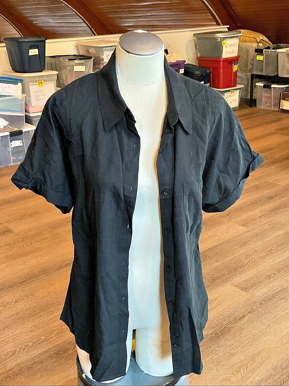 Apparw Short Sleeve Button Down in Black Medium NWT
